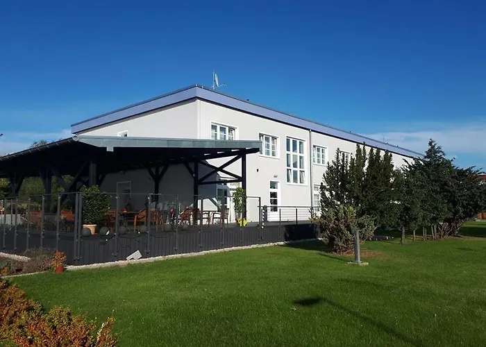 Garni Lavendelhof فندق ناون