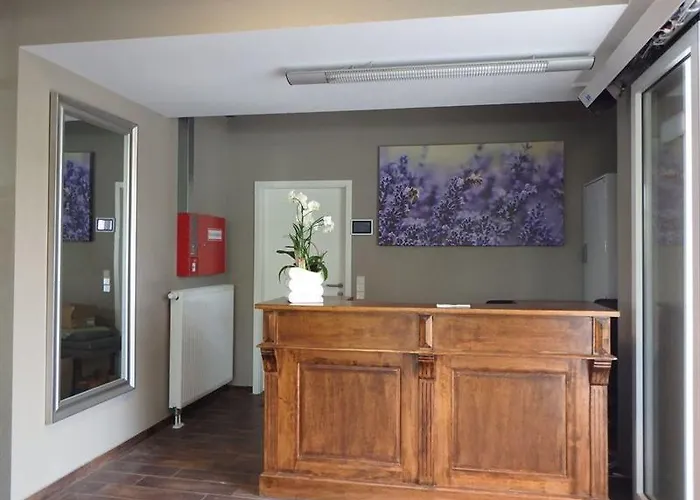 Hotel Garni Lavendelhof Nauen